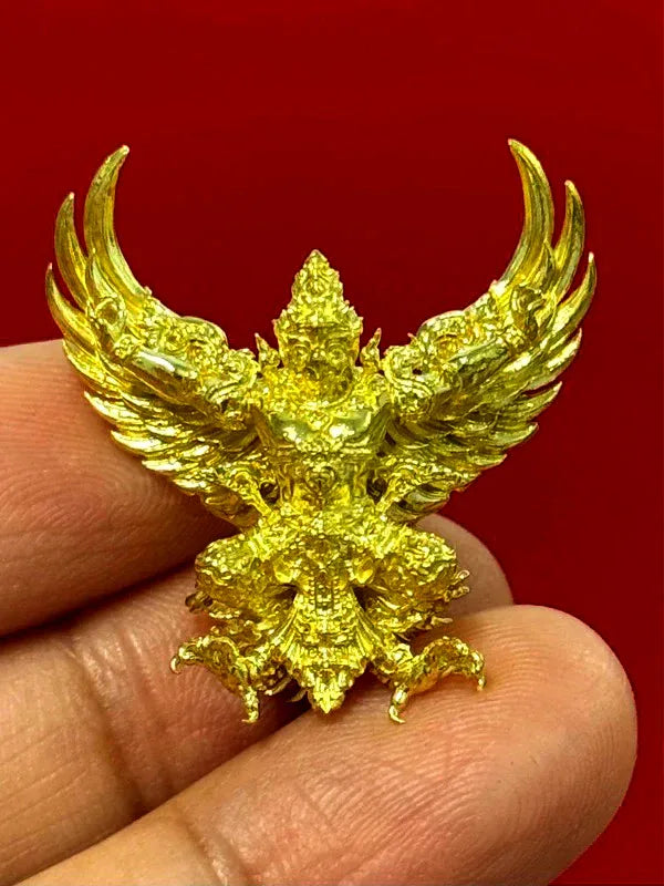 🪙 “Heart of the Tycoon Garuda” – 2.7 cm Mini Pancha‑Loha Wealth‑Birthing Garuda from Wat Kruttharam (Numbered & Multi‑Master Consecrated)