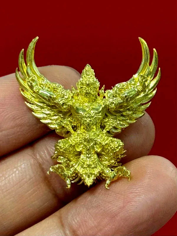 🪙 “Heart of the Tycoon Garuda” – 2.7 cm Mini Pancha‑Loha Wealth‑Birthing Garuda from Wat Kruttharam (Numbered & Multi‑Master Consecrated)