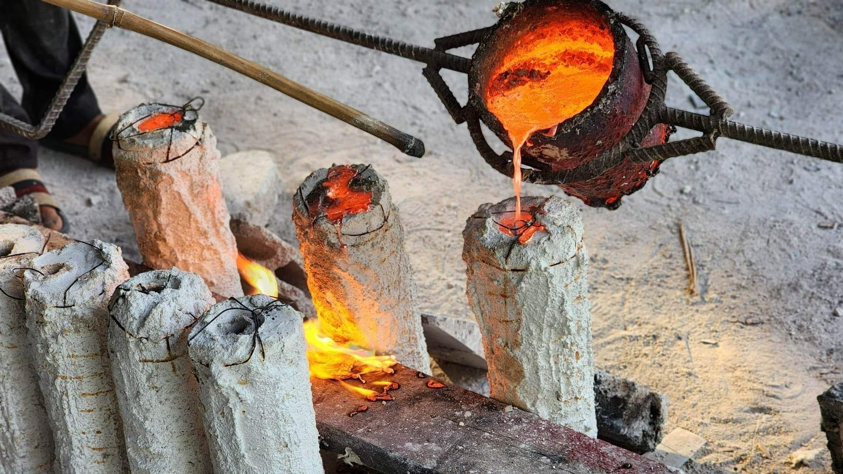 💎 IMMORTAL GLORY: The 2023 Phra Phuttha Chinnarat "Nava Metal" Sacred Sovereign Edition — Consecrated by the 100-Year-Old Master Luang Pu Im