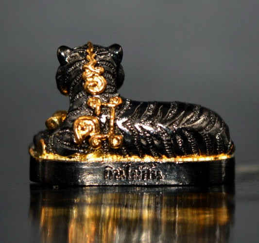 🐯 ✨ Infinite Devouring Tiger: 2K Gold-Sliver Samrit Edition 2024 by Phra Ajarn Prasoot – The Ultimate Wealth-Magnet & Non-Stop Prosperity Talisman