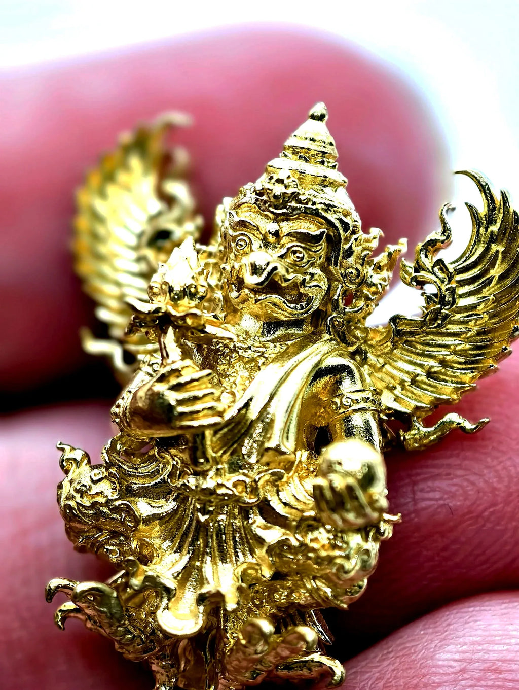 🦅 KRUT NOI: DHAMMACHAI BILLIONAIRE 💰The Small Icon of Infinite Wealth: Command Your Empire with the Wing of the Billionaire Sovereign