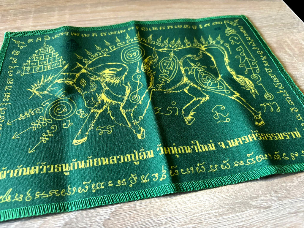 🪶 Luang Pu Im's Ox Archer Protection Yantra Cloth – Supreme Danger & Black Magic Shield (20x28cm)