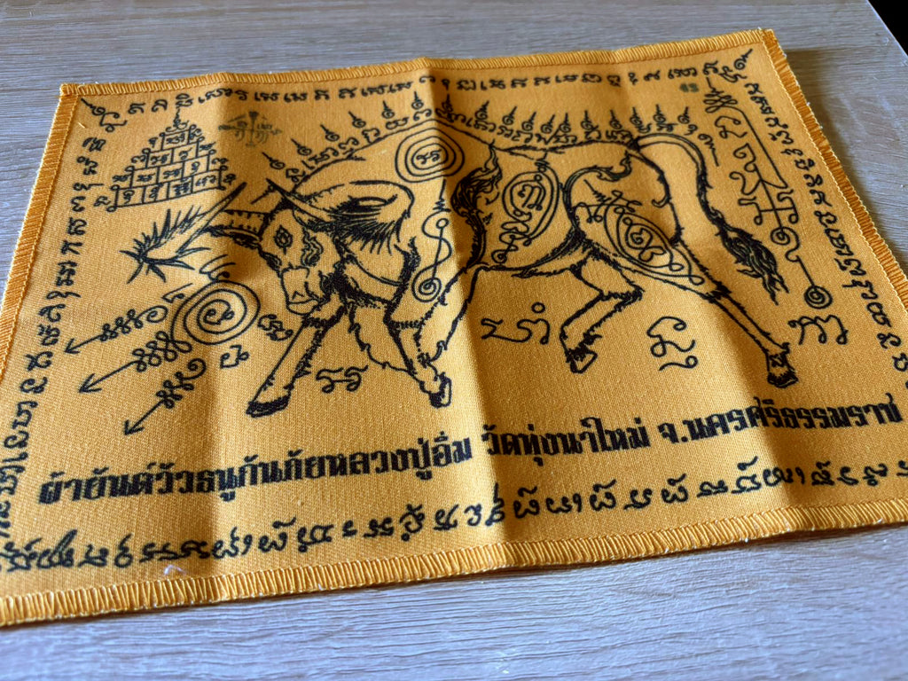🪶 Luang Pu Im's Ox Archer Protection Yantra Cloth – Supreme Danger & Black Magic Shield (20x28cm)