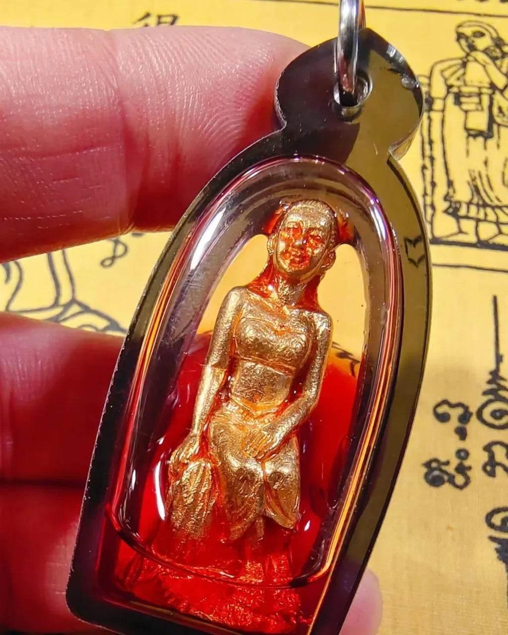 Mae Ta-Khian Golden Statue – Bunsithong Wealth & Blessing Charm | Handmade at Wat Kok Samran, Phetchabun 2023 Edition