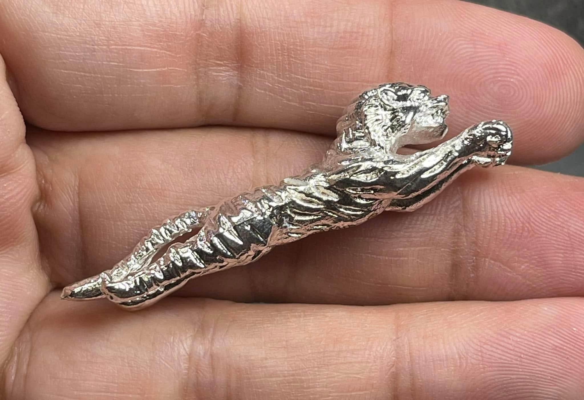 Tiger Puen Tak Amulet - Gun-Bullet Defying Sacred Amulet of Power and Protection by Luang Por Liab, Wat Na Wong
