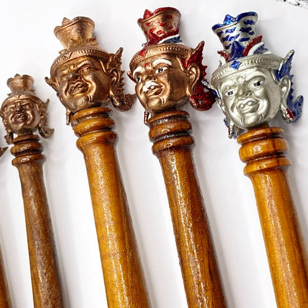 🪄 Mai Kru "Por Gae" Teacher's Wand (5 Inch Teak Wood) – Bucha Kru 64 Edition by LP Phat (Wat Huay Duan) – Ultimate Spiritual Authority