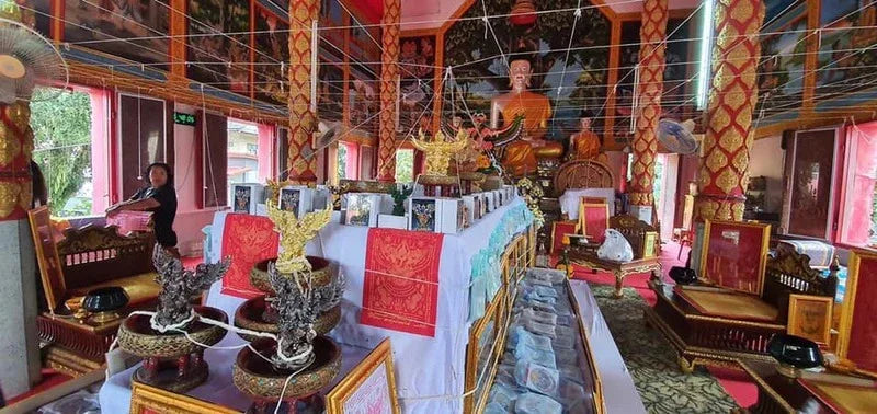🦅 “Mangrai Garuda Supreme – Large Royal Wealth & Protection Amulet in Maha Chanuan Thong Alloy (Thai Garuda Prosperity & Power Charm)”