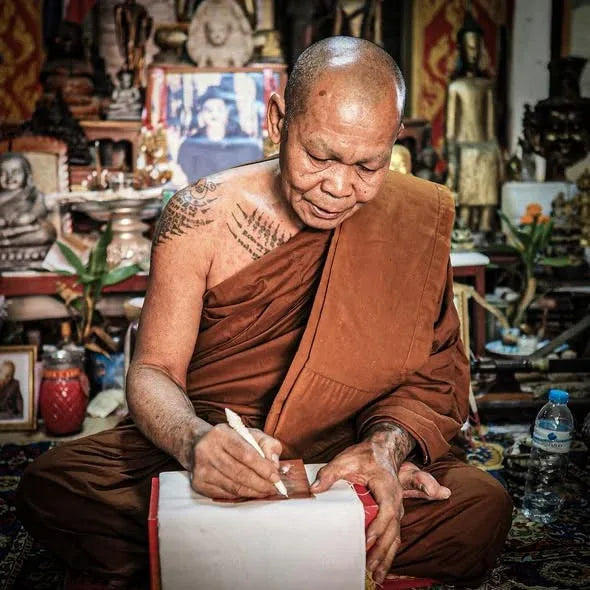 ✨ Masterpiece of Charm & Fortune – Khun Paen Mon Phraya Pan Thong Maha Saneh by Luang Pho Sangwian 🌟