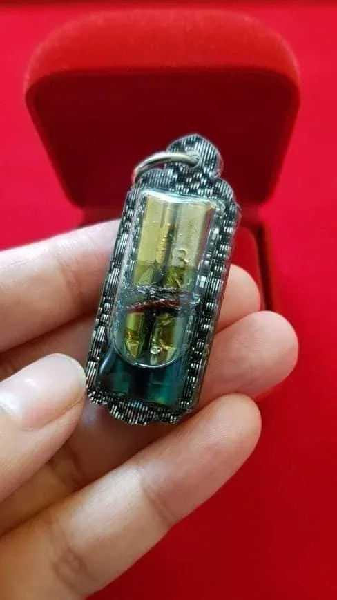 💔 NA OK TAEK: THE HEART-BURST SPELL ✨ SoulSync Duo: The Harmonic Attraction & Prosperity Essence (Limited 2018 "Emerald Connection" Edition by Luang Ta Ruam)