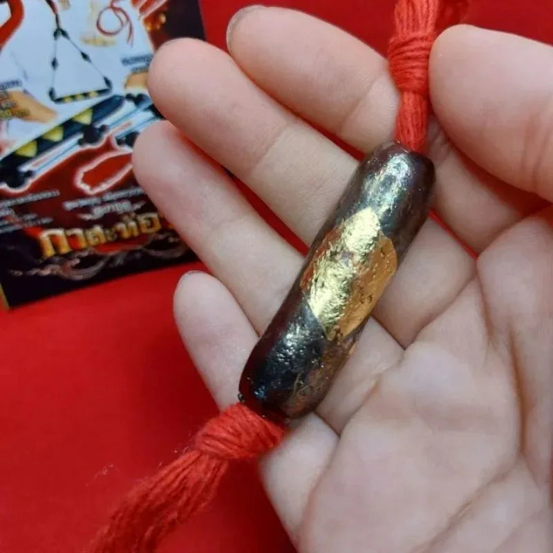 🧿 “Black Ivory City Reflecting‑Crow Takrut – 1‑Inch Reversal & Protection Charm by Than Boon of Black Elephant‑Tusk City”