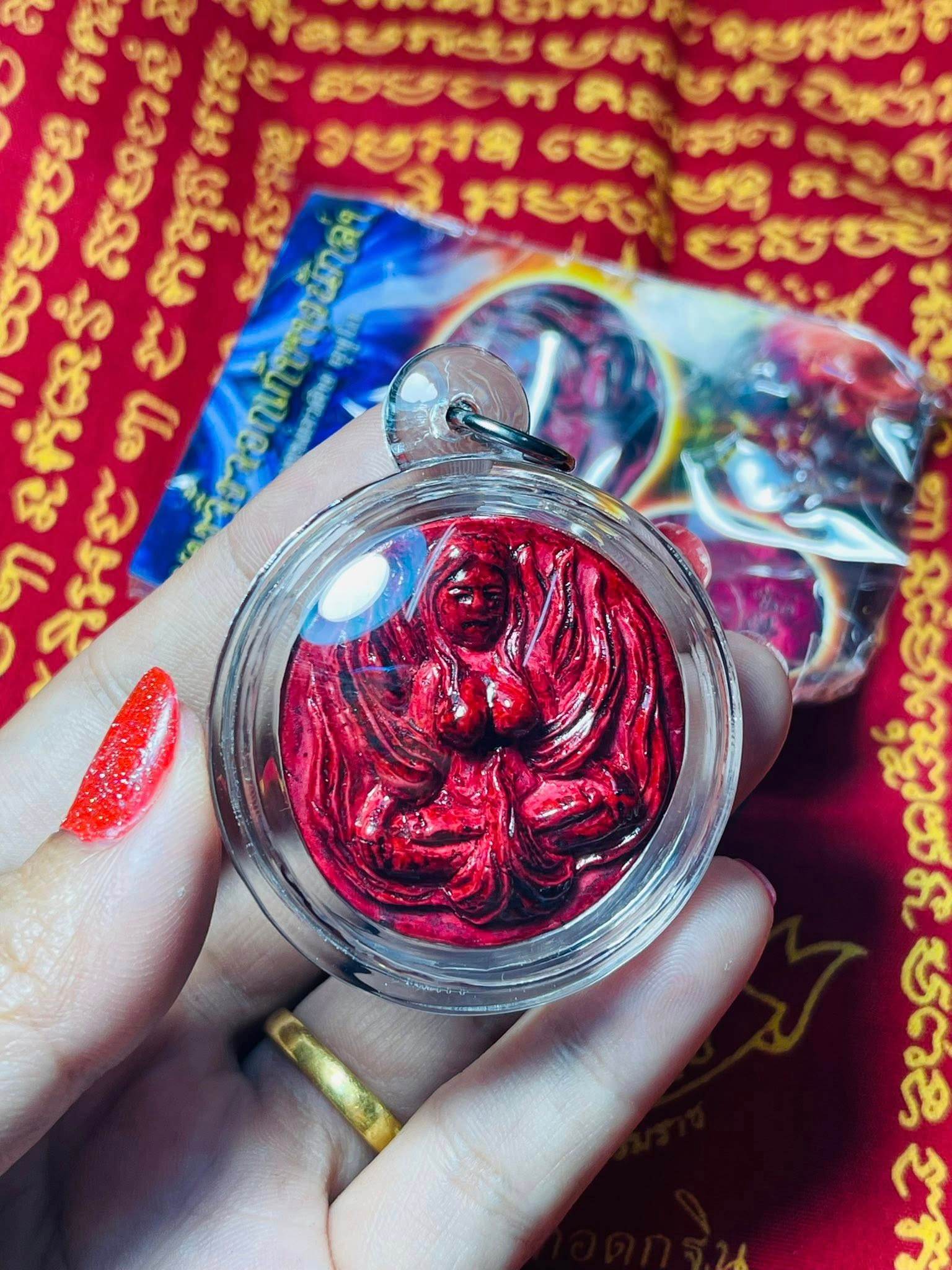Nang JingJok 9 Tails: Supreme Seduction Amulet – Crafted by Master Wasit Uchuko, Roi Et Temple - Thai Blessing Co