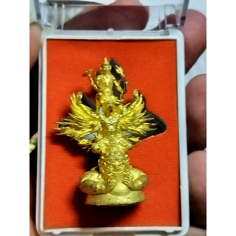 🛕 “Narayana on Garuda over Rahu” – Triple‑Power Thai Protection & Life‑Path Clearing Amulet by Luang Pho Nikom (Wat Traiphum Satchatham, Maha Sarakham, Thailand)