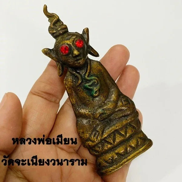 🔞 PHRA NGANG NA OK TAEK: THE HEART-BURST SPELL 💔 AstraMagnet Sovereign: The Elite Charisma & Social Dominance Totem