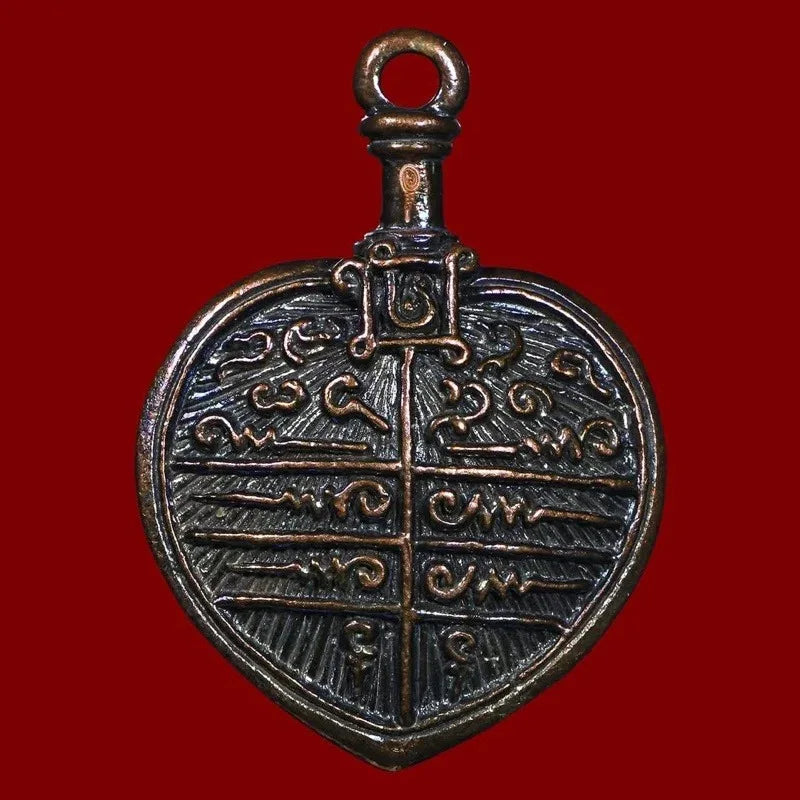 🪬Phat Mon Phra Kal “Misfortune Cutter” Fan Amulet – Five-Element Alloy Talisman by Phra Khru Kae
