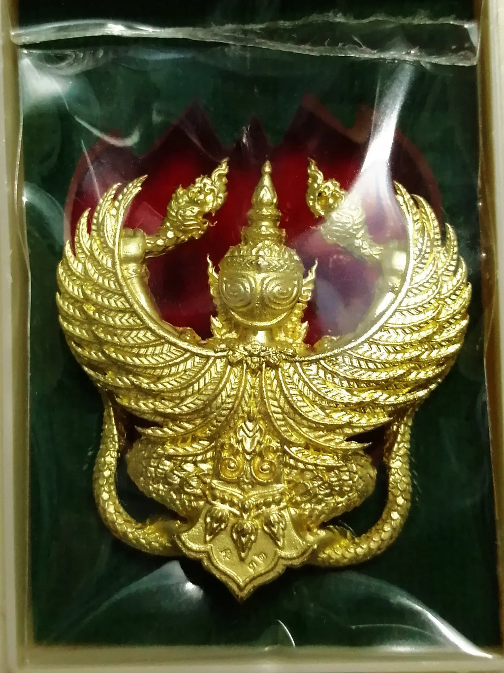 🦅 Phaya Krut Yut Nak (Garuda Grabbing Naga) "Luean Khan Setthi" (Promoted to Millionaire) - 1st Edition: Thong Chanuan Metal – Luang Phor Sanan, Wat Klang Ratchakhru Tharam – Career Growth & Victory