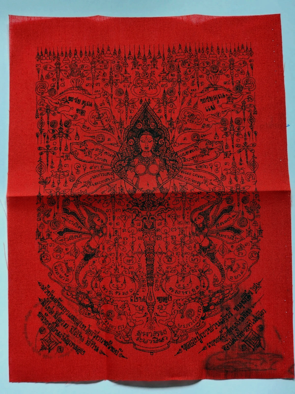 💸 Phaya Maeng Po "Wealth Caller" Yantra Cloth: 16.5x22cm Red/White Edition – Luang Pu Ya Than Sao – Dragonfly King for Fast Sales & Windfall Luck