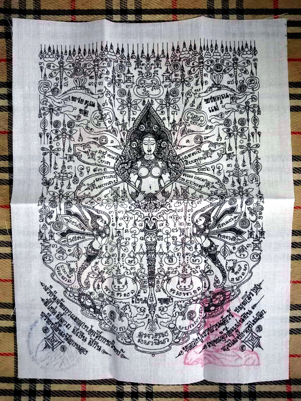 💸 Phaya Maeng Po "Wealth Caller" Yantra Cloth: 16.5x22cm Red/White Edition – Luang Pu Ya Than Sao – Dragonfly King for Fast Sales & Windfall Luck