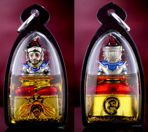 ❄️ Phaya Ngang "Maeng Wan Kham" (Golden Fly) - White Gold Enamel (Long Ya) Edition: Kruba Khamfan, Wat Ko Chok – Soaked in Flower Oil & Double Takrut – Wealth & Love Magnet