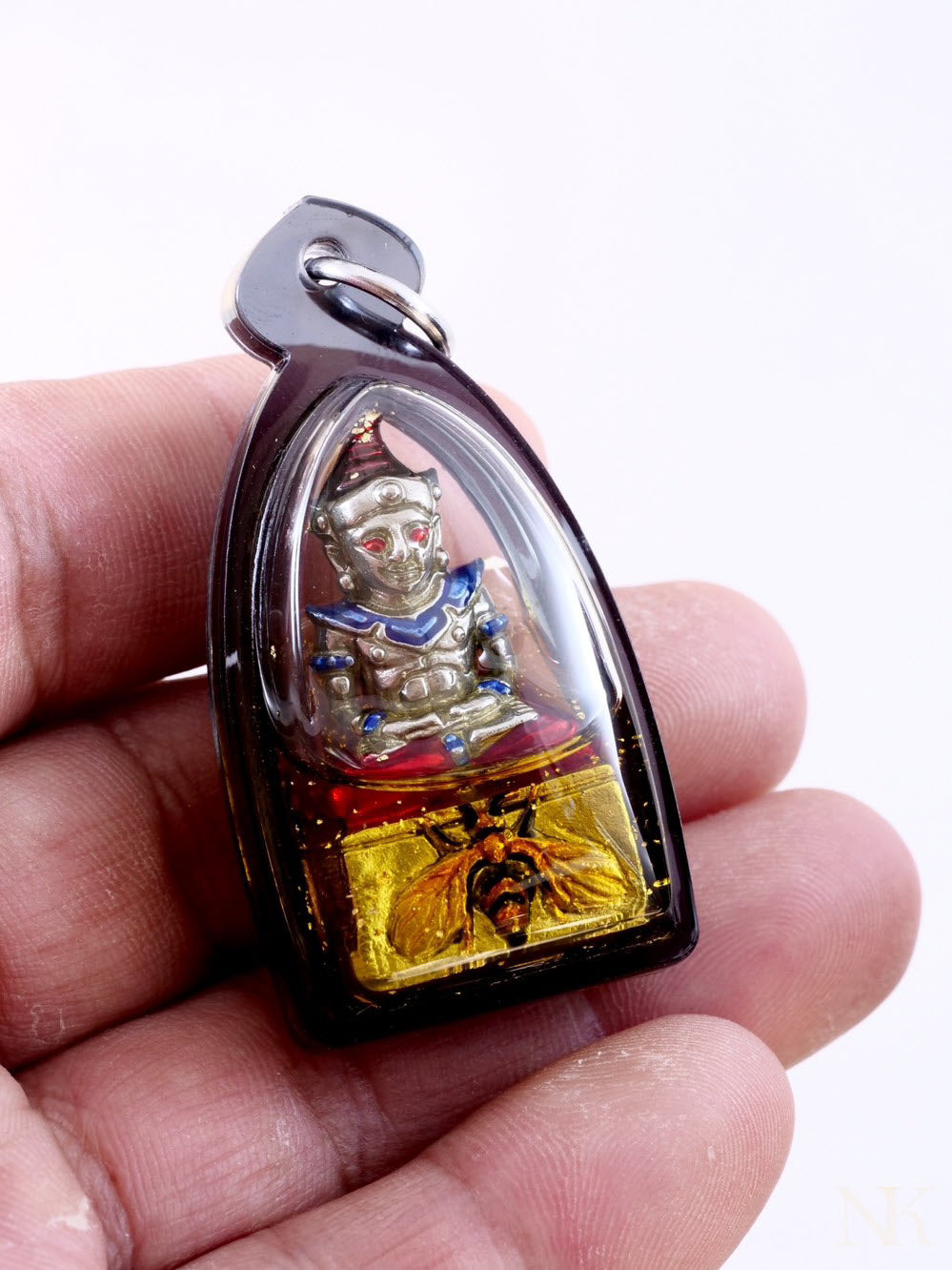 ❄️ Phaya Ngang "Maeng Wan Kham" (Golden Fly) - White Gold Enamel (Long Ya) Edition: Kruba Khamfan, Wat Ko Chok – Soaked in Flower Oil & Double Takrut – Wealth & Love Magnet