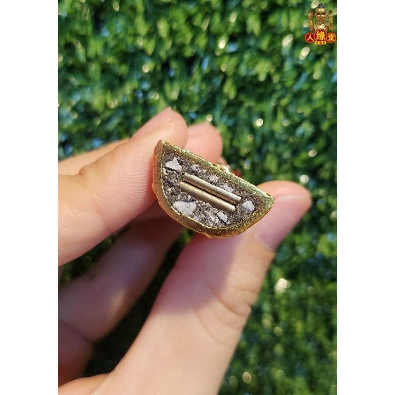 Phaya Ngang Enchantment Amulet – Master Kruba Dech’s Authentic Thai Charm for Love, Luck &amp; Protection - Thai Blessing Co