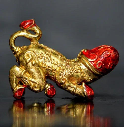 🦊 Call in Love, Luck & Riches – Phet Payathorn “Millionaire Tycoon” Golden Fox Amulet for Fortune, Charm & Wealth