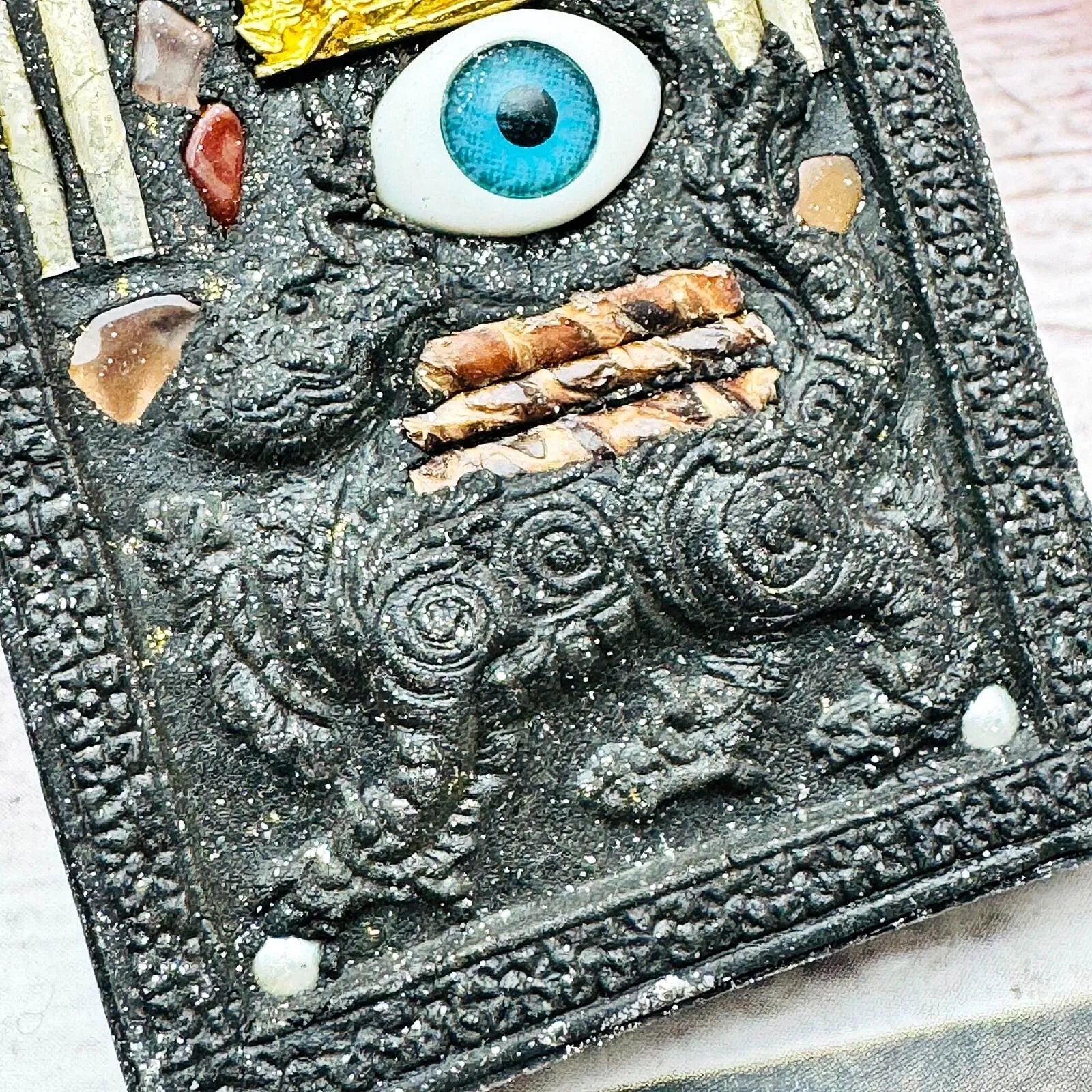 🌟 Experience Supreme Spiritual Charm, Loving-Kindness & Protection with This Phet Phaya Thon Authentic Thai Amulet