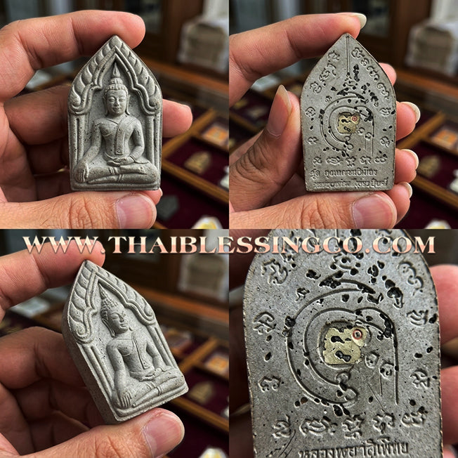 ✨ Phra Khunphaen "The Great Conqueror" Edition: Sacred Buddha Grace Powder with Twin Takrud & Embedded Singha Lion for Strategic Wealth, Invincibility, and Royal Command