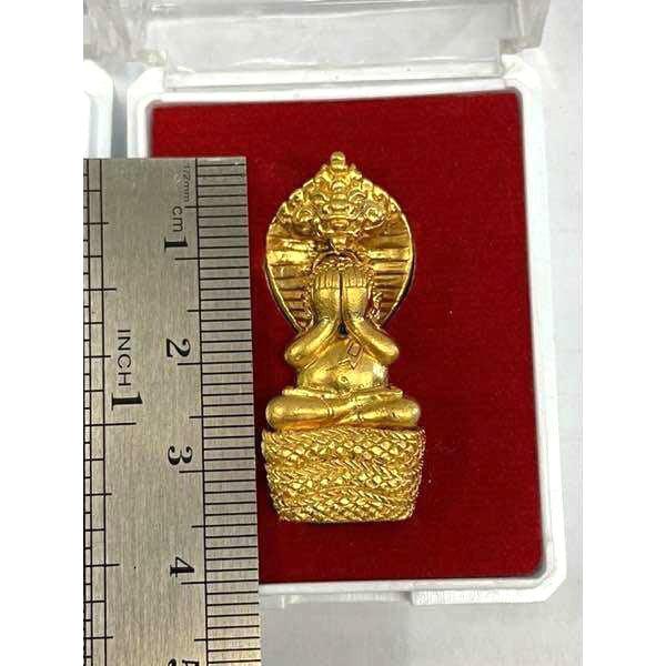 ✨ Phra Pit Ta Nakkharat Gold-Plated Bronze Amulet – Auspicious Edition by Luang Pu Kham Bu, Wat Kut Chomphu, Ubon Ratchathani