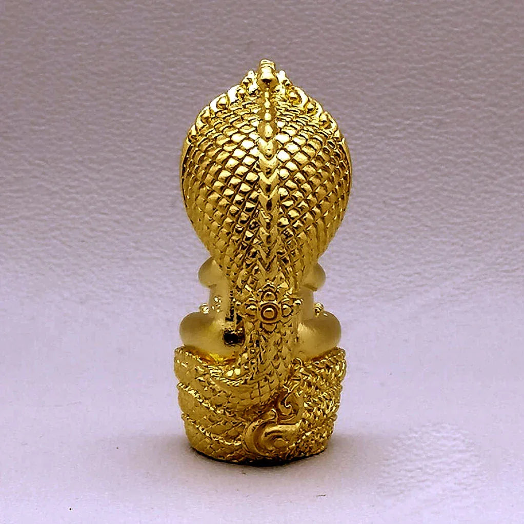 ✨ Phra Pit Ta Nakkharat Gold-Plated Bronze Amulet – Auspicious Edition by Luang Pu Kham Bu, Wat Kut Chomphu, Ubon Ratchathani