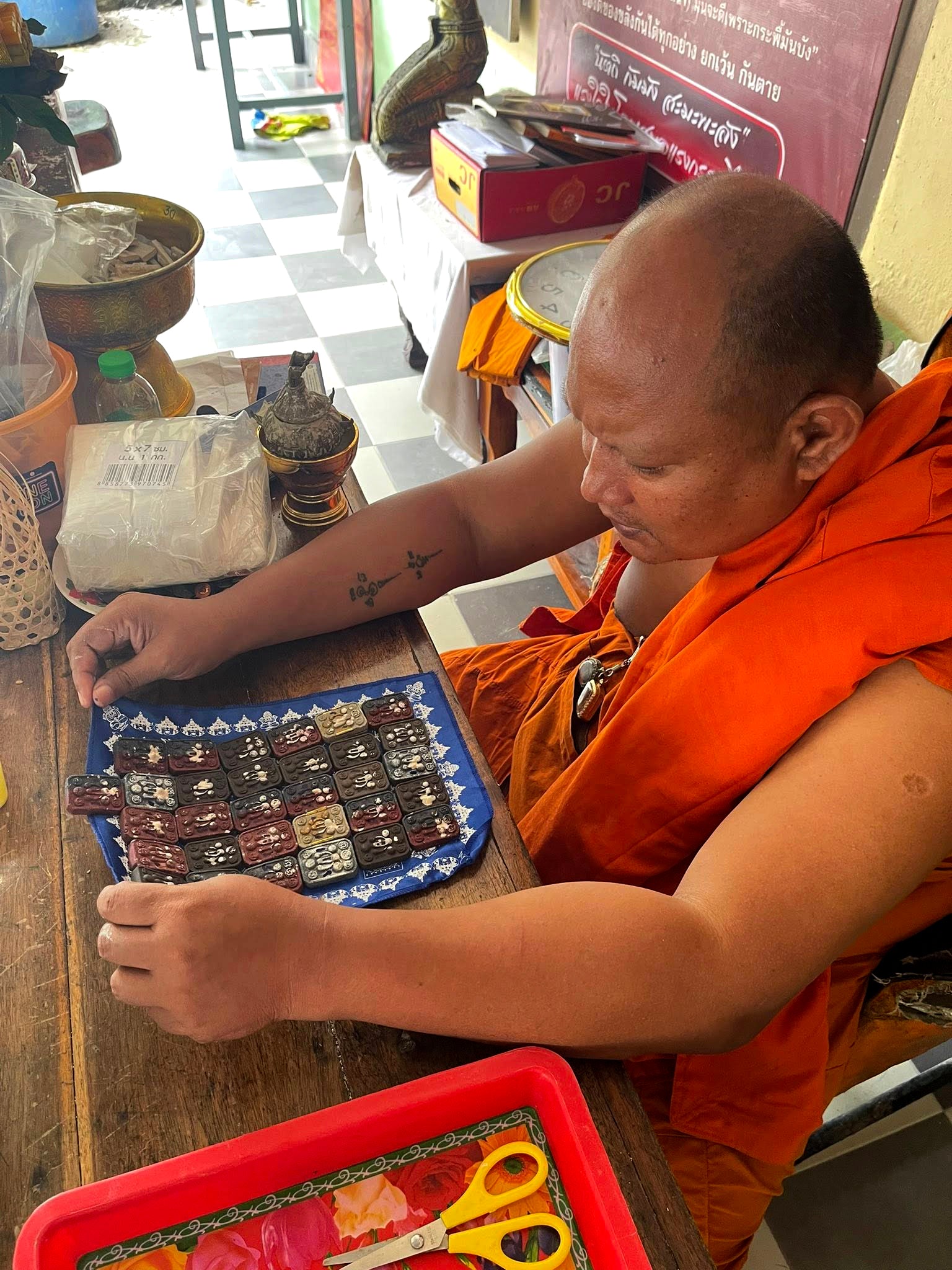 🔱 Phra Pidta Phong Prai Kradook Phee (The Sovereign Necromantic Shield & Capital Capture Engine) – Premium Southern Lineage for Unchecked Corporate Fortune, Majestic Command Authority & Indestructible Asset Defense!