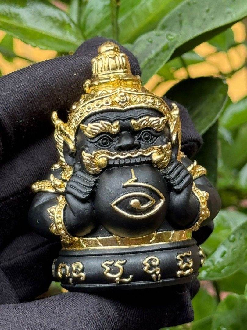 Phra Rahu Destiny-Reversing Amulet – Master Subin Nah Na Thong (100% Authentic from Wat Lad Pladuk) 转运拉胡天神护身符 – 素宾大师亲加持（泰国正品认证） - Thai Blessing Co