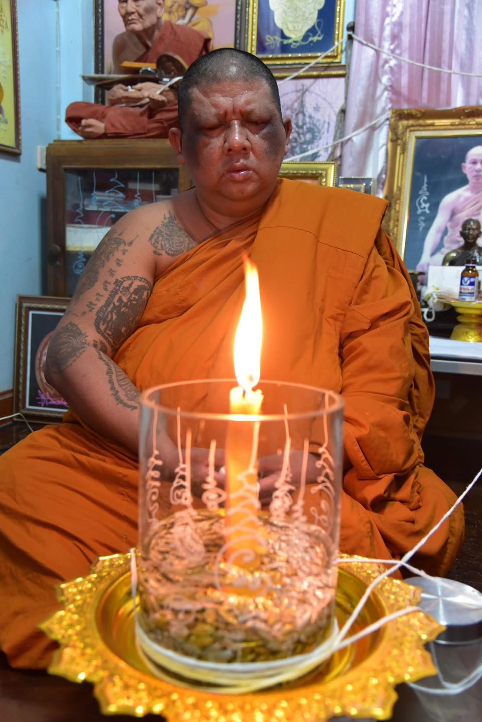 🪬Pla Mor Om Khai “Heaven-Sent Wealth” Talisman – Money-Falls-from-the-Sky Prosperity Fish by Phra Ajahn Nong, Wat Amphawa