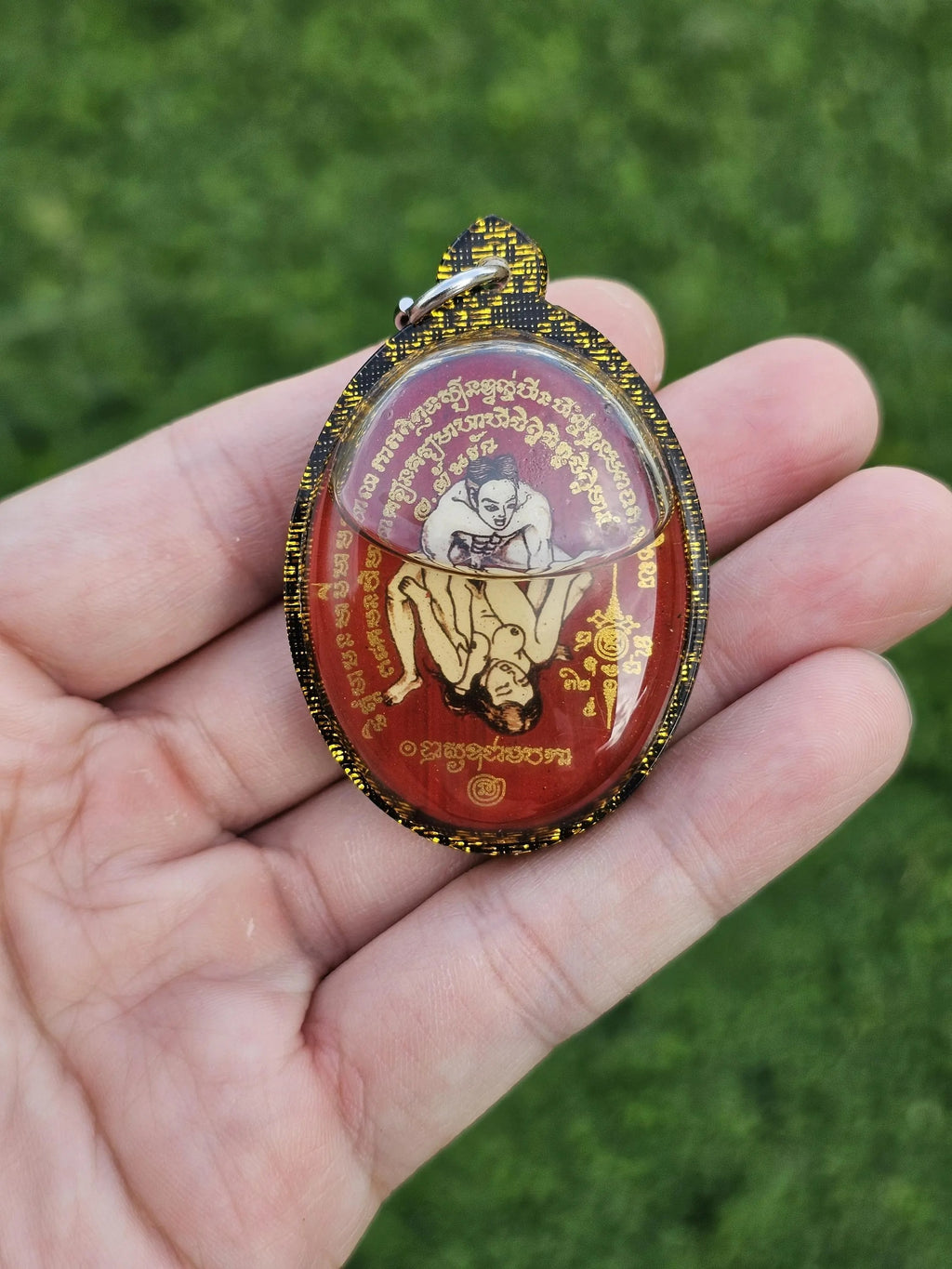 💖 Primal Attraction & Destiny Binding: The Sacred Locket In Koo Sakot Kam in "Prai Wassana" Mystical Oil – Masterpiece by Ajarn Ton Rak (2561 BE Edition)