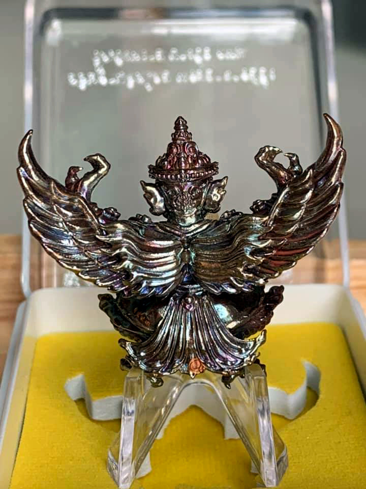 🦅 Racha Choke Garuda Rainbow Bronze Power & Fortune Amulet – Ajarn Ueng, Wat Choeng Wai, Bangkok