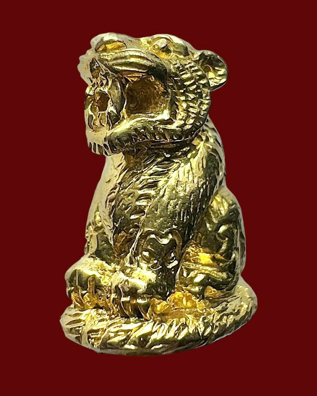 🐯 “Royal Pouncing Tiger of Fortune” – Saturday 5th Edition by Phra Palad Apichat (Ajarn Rach), Wat Khlong Khanon, Thailand – Power, Attraction & Wealth‑Pouncing Success Amulet