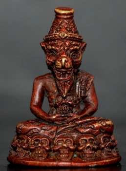 🪬 Ruesi Pu Chao Saming Phrai Red Bronze Amulet – Luang Ta Or, Wat Chong Khae (B.E. 2568), 2.9 × 2.0 cm Wealth, Fortune & Charisma Talisman
