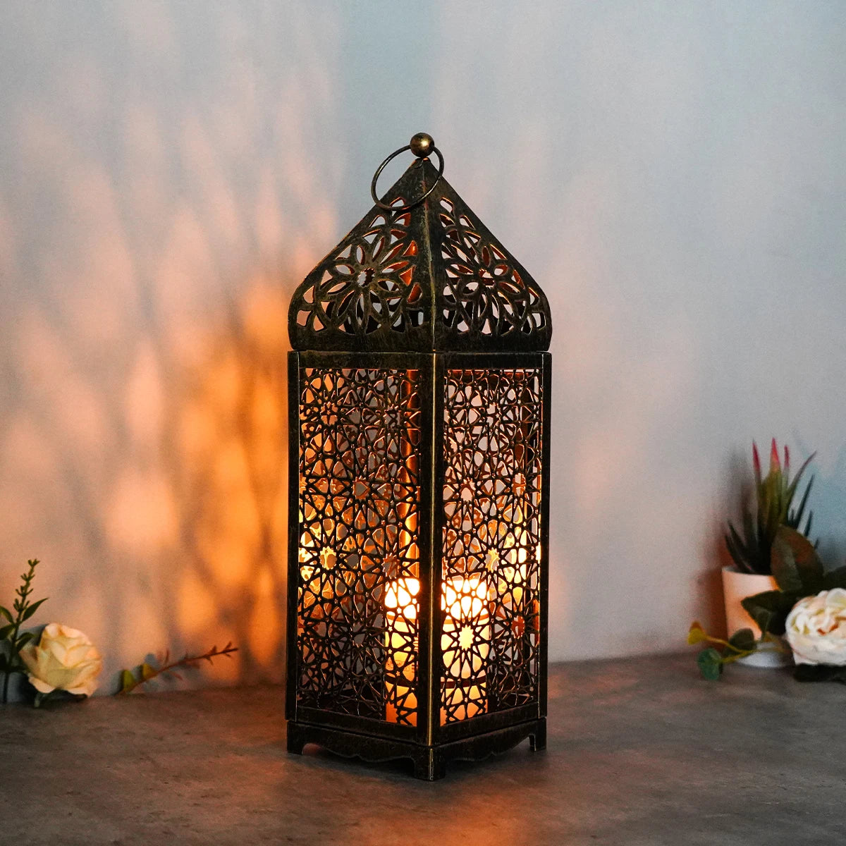 🌟 Middle East Arab Metal Vintage Wind Lantern – Elegant Tabletop Candle Holder for Home Décor | Free Shipping
