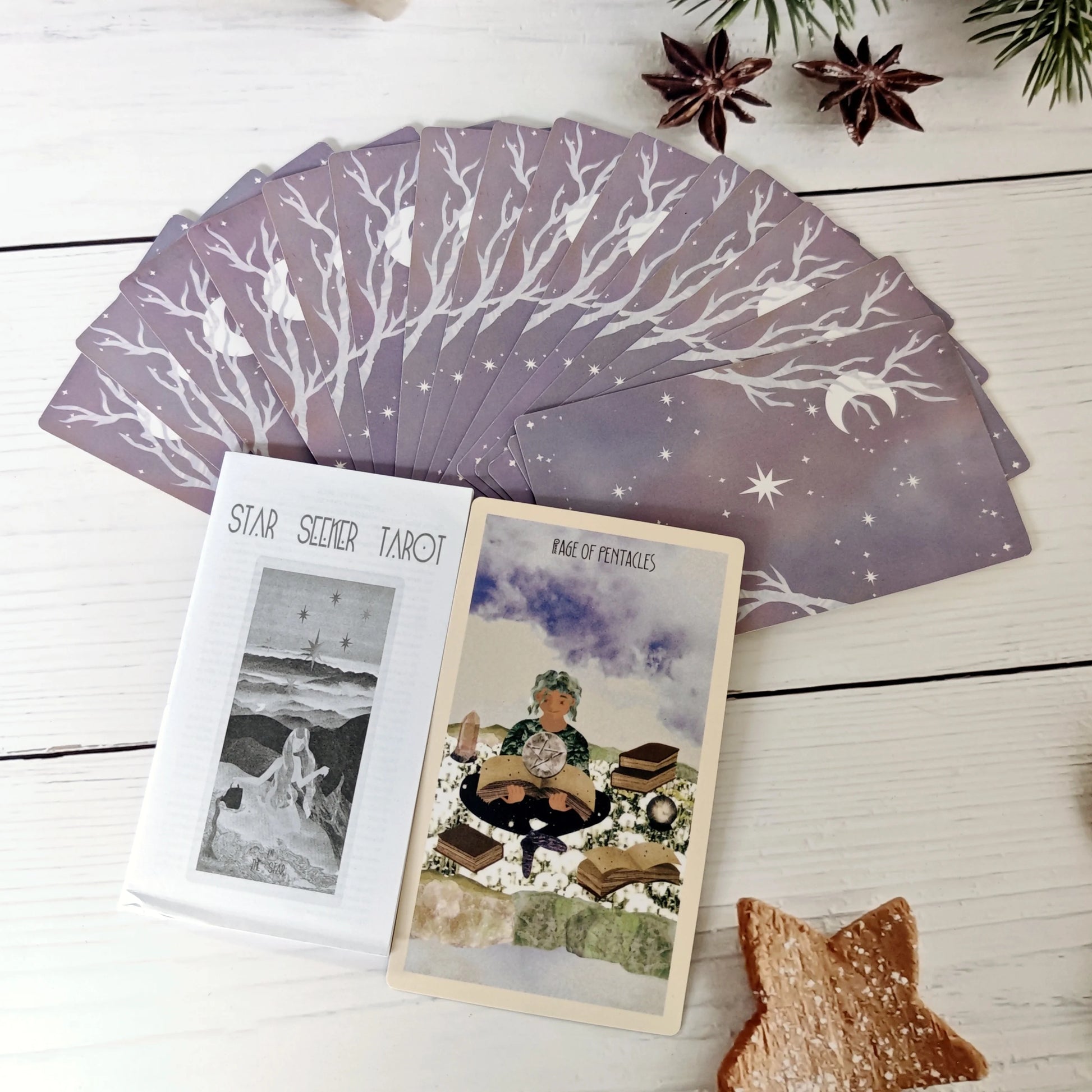 ✨ The Star Seeker Tarot Deck – 78 Cards Beginner Friendly Cosmic & Mystical Theme Compact 12 x 7 cm Includes 100-Page Guidebook Board Game & Divination Deck for Adults