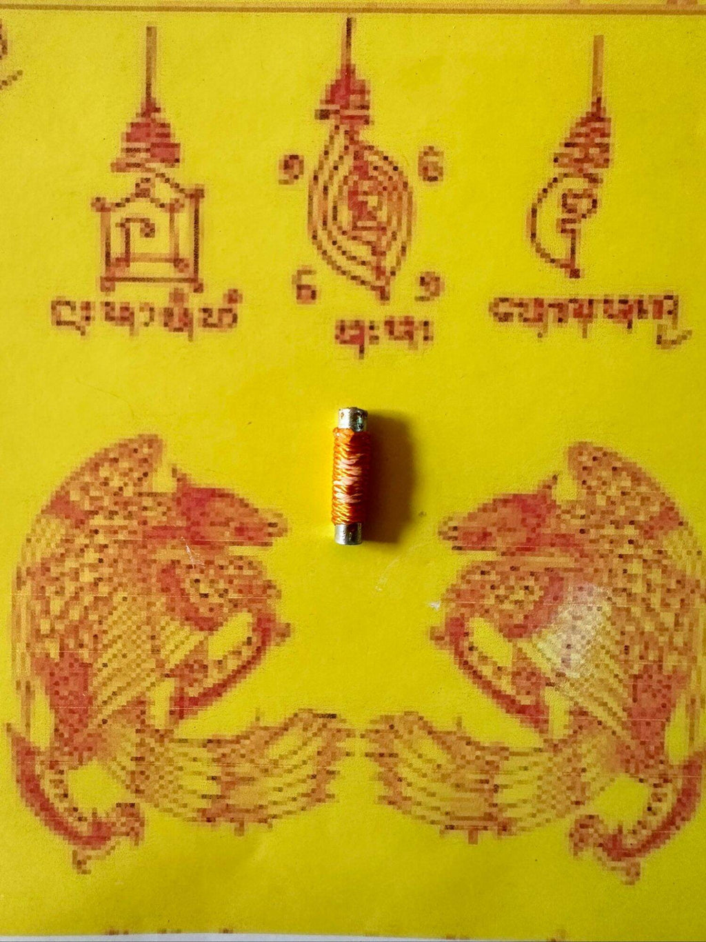 🪙 “Never‑Empty Fortune Takrut” – Wealth, Savings & Debt‑Release Talisman by Kruba Into (Framed with Chant Included)