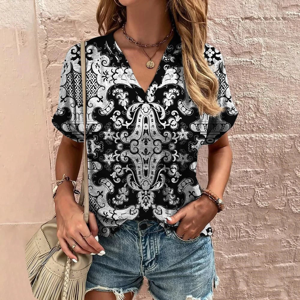 👚 Retro Women’s T-Shirt – Floral Print, Short Sleeve, V-Neck Harajuku Style Casual Blouse
