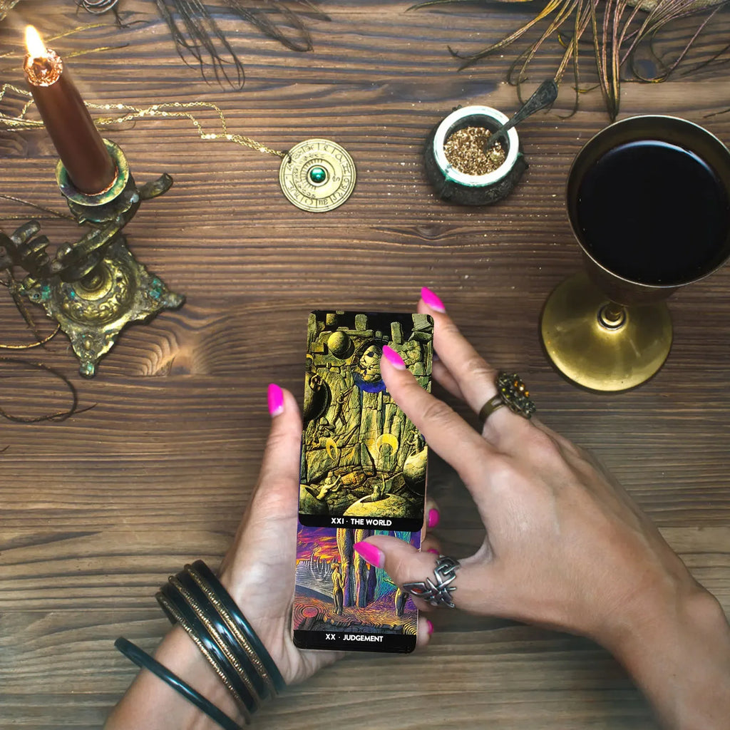 🔮 Surrealist Tarot English Deck – Magical Fate Divination Oracle Cards with Guidebook for Personal & Family Use