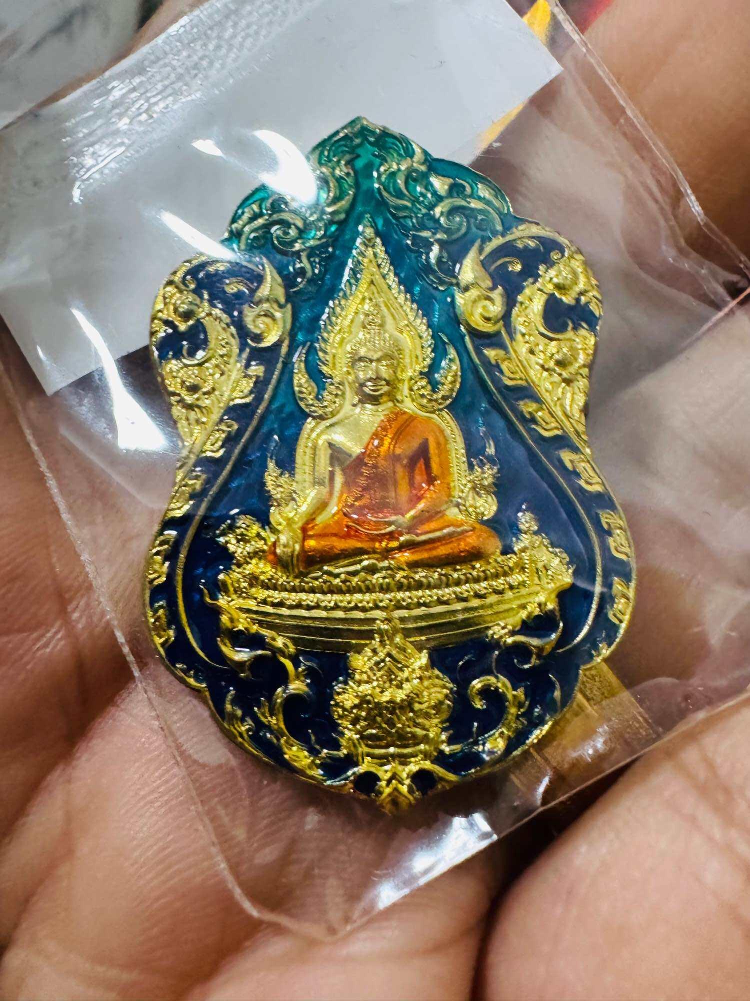 Authentic Phra Phuttha Chinnarat – Kuwer Maha Raj Edition 2565 by Luang Pho Phat Punyakamo, Wat Huay Duan, Nakhon Sawan – Limited Sacred Release