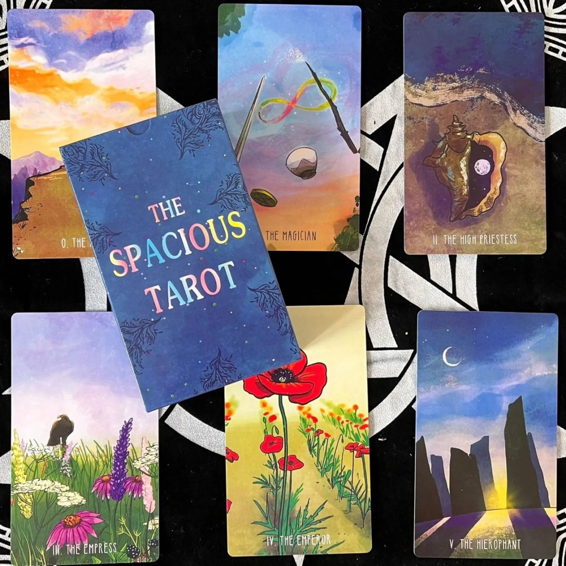 ✨ The Spacious Tarot Deck – 78 Cards Set | Interactive Family and Party Board Game for Entertainment and Self-Discovery ✨