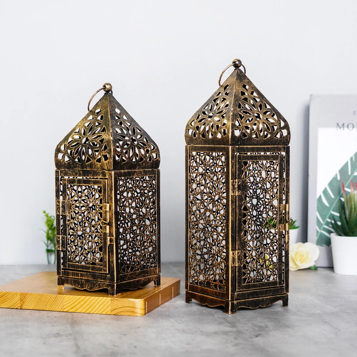 🌟 Middle East Arab Metal Vintage Wind Lantern – Elegant Tabletop Candle Holder for Home Décor | Free Shipping