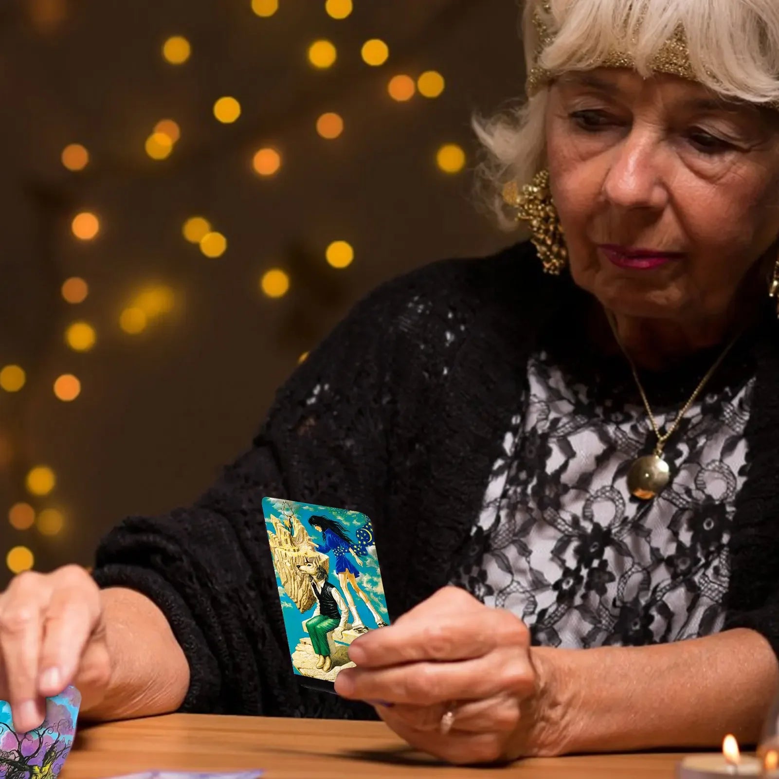 🔮 Surrealist Tarot English Deck – Magical Fate Divination Oracle Cards with Guidebook for Personal & Family Use