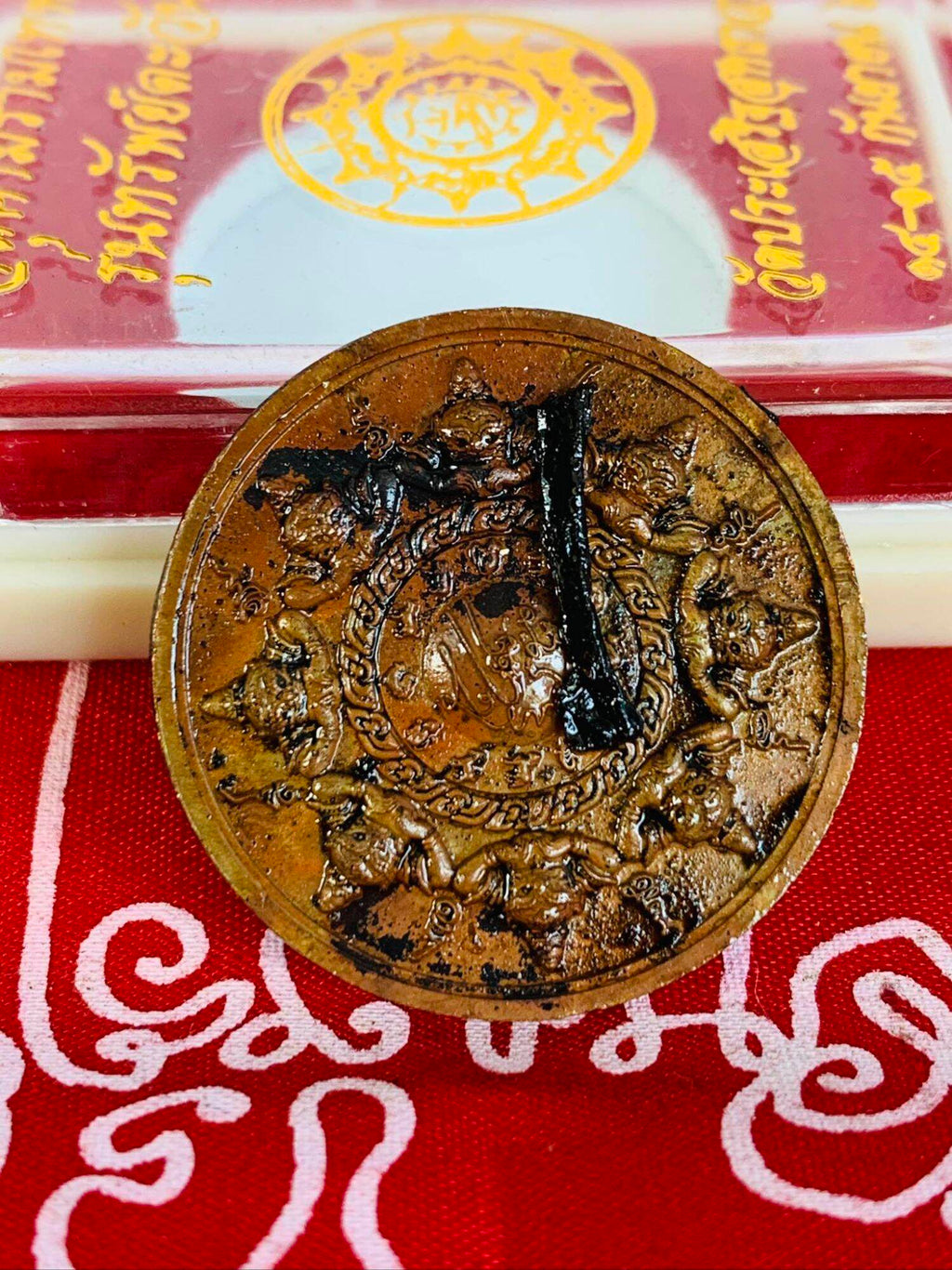 Unleash Supreme Protection and Spiritual Fortitude – Rare Sacred Jatukam Ramathep Sup Tawan Amulet﻿ from Thailand!