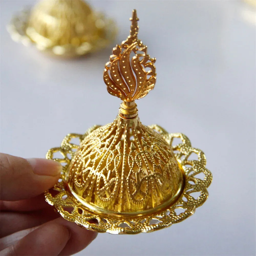 Mini Copper Lotus Incense Burner – Retro Hollow Out Design with Cap, Golden Arab Style for Aromatherapy & Spiritual Blessing