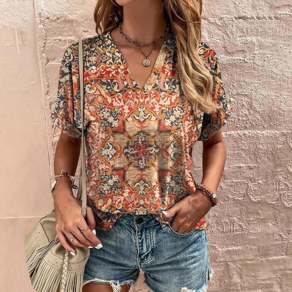 👚 Retro Women’s T-Shirt – Floral Print, Short Sleeve, V-Neck Harajuku Style Casual Blouse