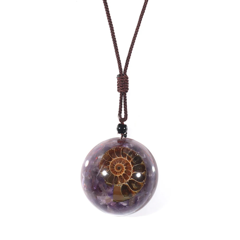 🌀 7 Chakra Spiral Healing Pendant: Resin Ammonite Necklace with Natural Crystal Chips – Adjustable Gemstone Jewelry for Energy Balance & Spiritual Gifts Amethyst Pendant