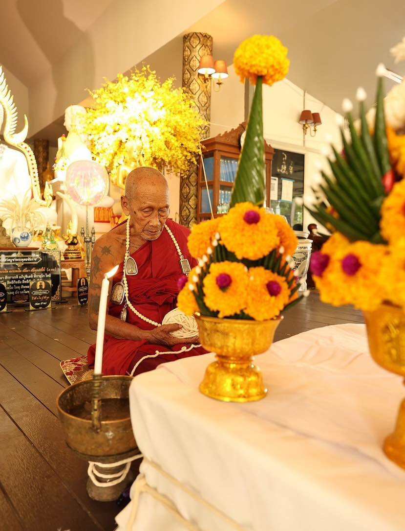 Takrud Sian Kao Cheewit Charm – Supreme Luck Charm by Luang Pho Chat for Prosperity and Fortune